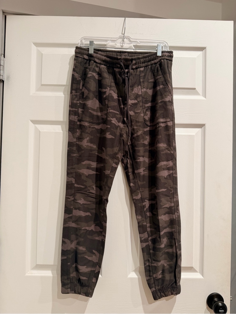 Athleta Camouflage Jogger Pants - Brow Camo